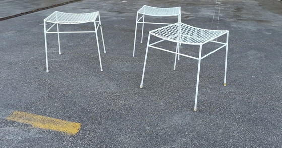 Image 1 of Set di 3 sgabelli vintage in filo metallico