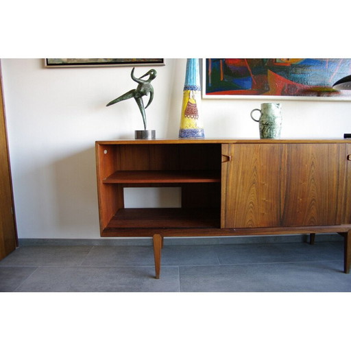 Long rosewood sideboard by Henry Rosengren Hansen