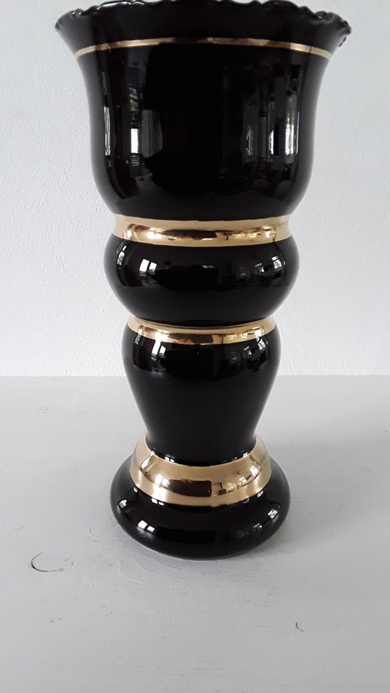 Image 1 of Art Deco Booms vase black gold