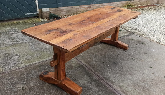 Image 1 of Antiekelandelijke massief houten eettafel