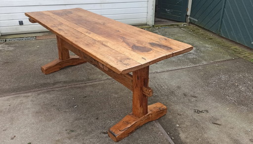 Antiekelandelijke massief houten eettafel