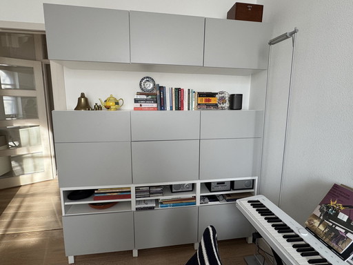 4 White - Gray Cabinets for €750