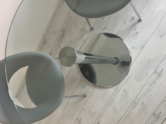 Image 1 of Metaform dining room table round