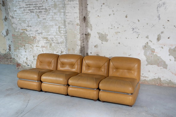 Image 1 of Modulair 4 unit sofa 