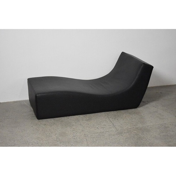 Image 1 of Vintage black leather chaise longue by Viccarbe, Spain
