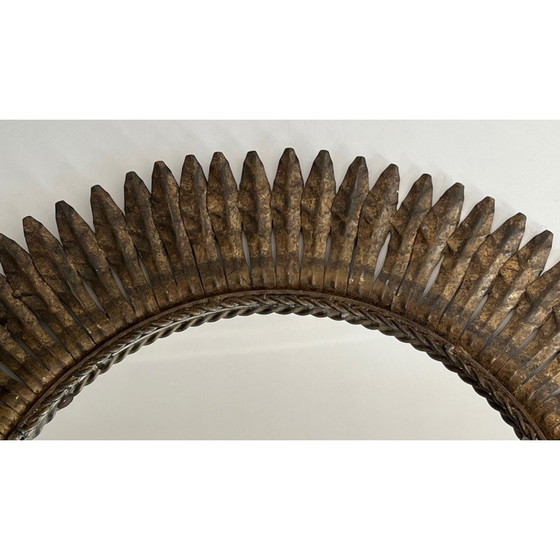 Image 1 of Vintage round mirror in gilded metal, 1940