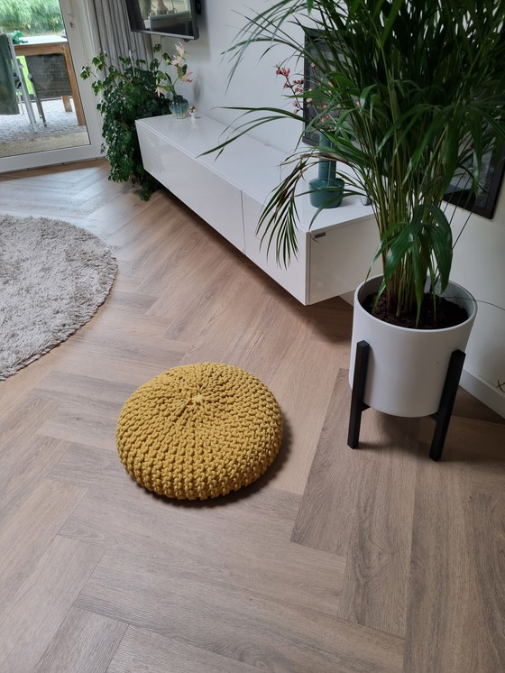 Image 1 of 2x Berden Design pouf