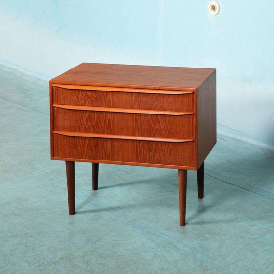 Image 1 of Vintage refurbished Danish chest of drawers with mirror, 60s chest