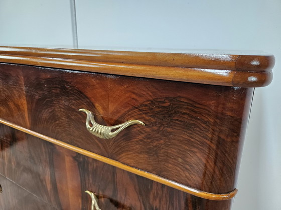 Image 1 of Art Decò Four-Drawer Chest Of Drawers In Walnut And Maple With Mirror