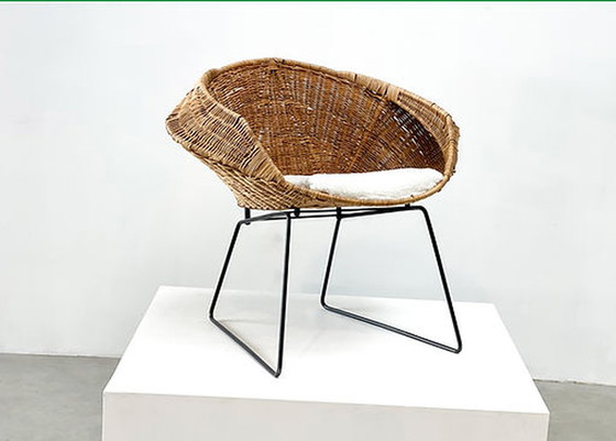 Image 1 of Rattan and bouclé easy chair