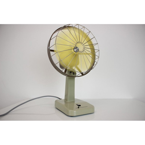 Image 1 of Vintage plastic and metal table fan by Strojsmalt, Czechoslovakia 1950