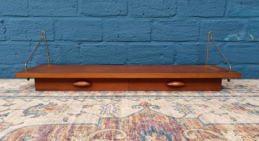 Etagère murale vintage avec tiroirs