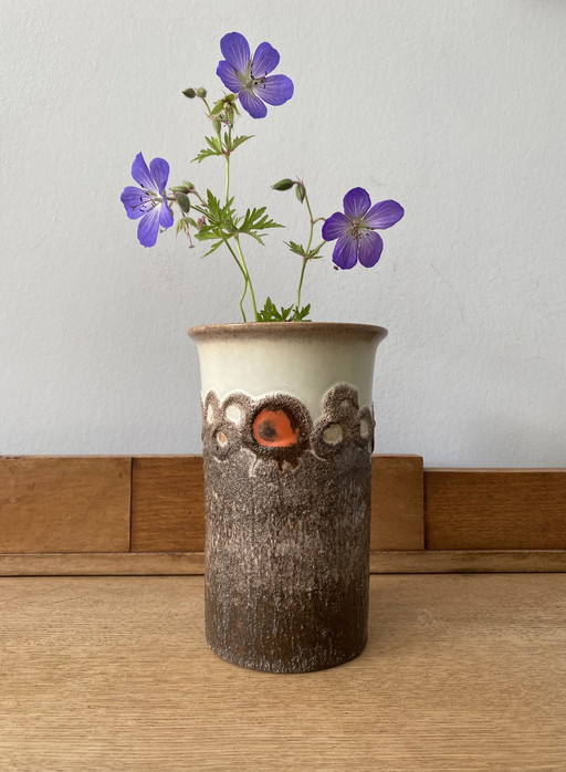 Strehla vase with fatlava glaze