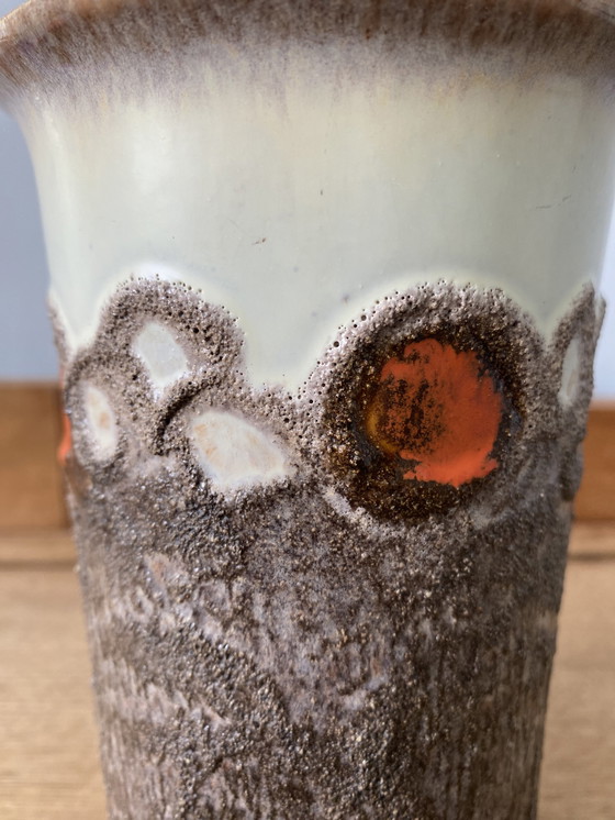 Image 1 of Strehla vase with fatlava glaze