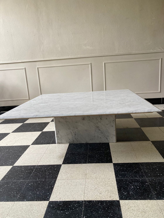 Image 1 of Table basse vintage en marbre