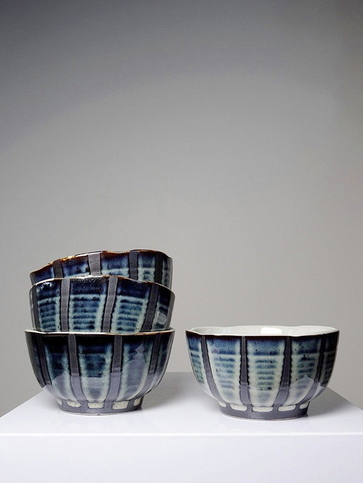 4 Japanese Style Glazed Ceramic Bowls