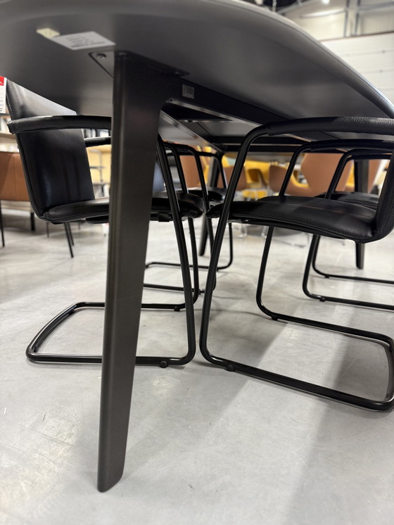 Image 1 of Leolux Bondi Dining Table Ceramic Saint Laurent 230