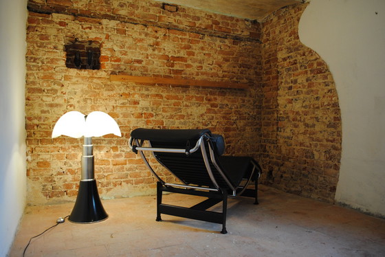 Image 1 of Lc4 Le Corbusier