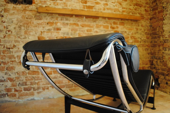 Image 1 of Lc4 Le Corbusier
