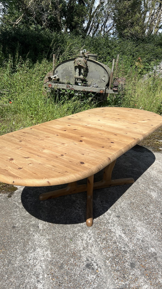 Image 1 of Danish pine extendable table