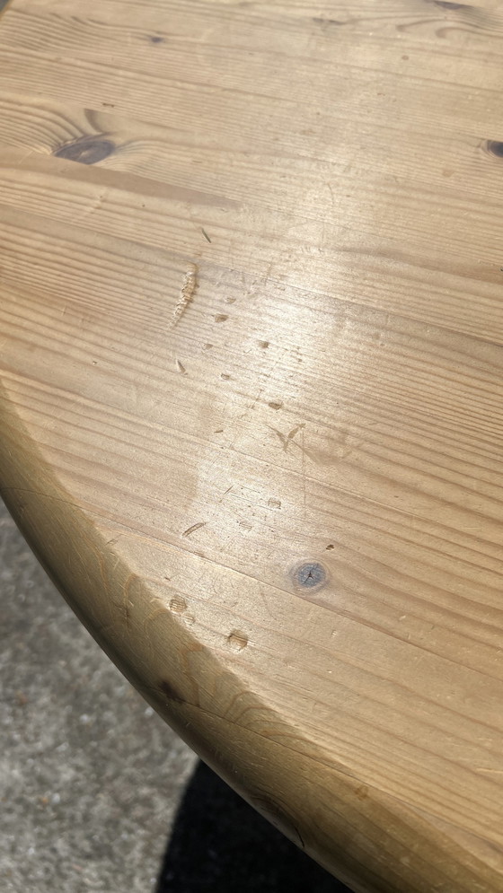 Image 1 of Danish pine extendable table