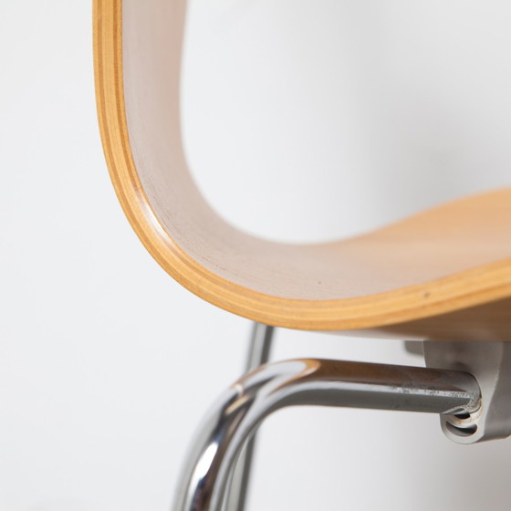 Image 1 of Fritz Hansen Butterfly chair