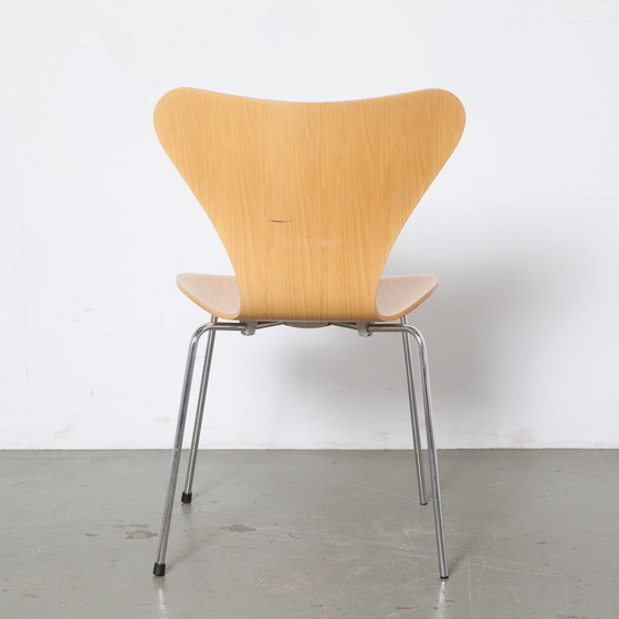 Image 1 of Fritz Hansen Butterfly chair