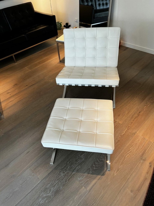 Knoll Set Barcelona New-Never Used White Leather Design L. Mies Van Der Rohe And Lilly Reich 1929