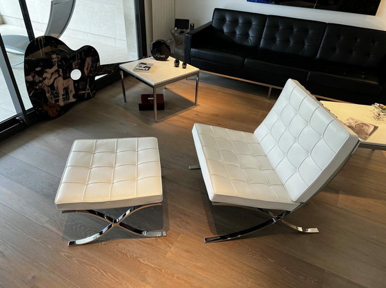 Image 1 of Knoll Set Barcelona New-Never Used White Leather Design L. Mies Van Der Rohe And Lilly Reich 1929