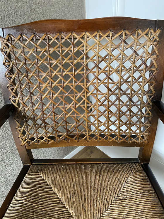 Image 1 of Sedia antica in legno con stuoia e cinghie 