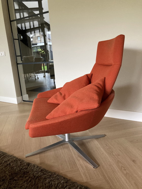 Image 1 of Montis swivel armchair Hugo