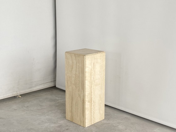 Image 1 of Column travertine