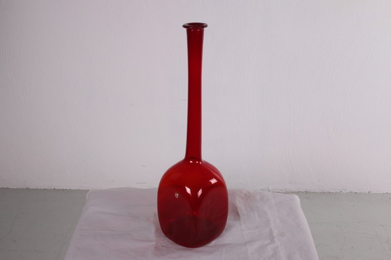 Image 1 of Bottiglia d'epoca in vetro rosso Empoli, Italia, anni '50