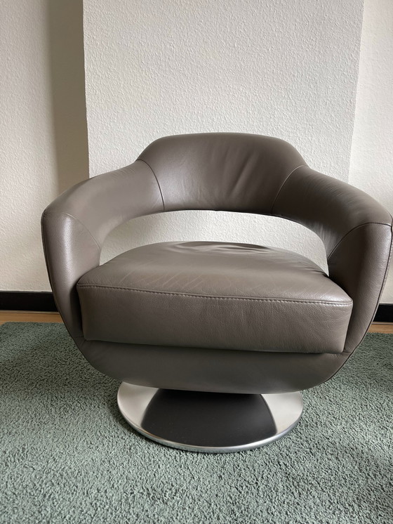 Image 1 of Set of 2 Musterring Swivel armchairs 60601C