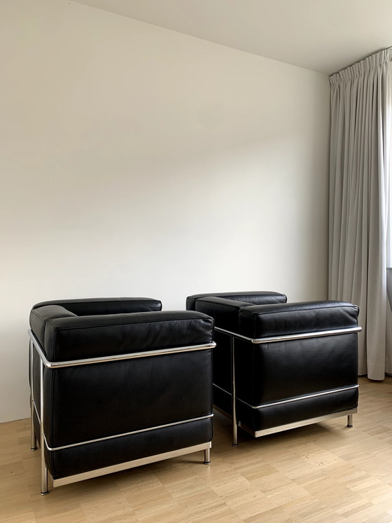 Image 1 of 2x Cassina LC2 fauteuil Le corbusier