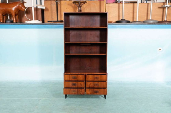 Image 1 of Buffet chic design danois des années 1960 Bois de rose, commode