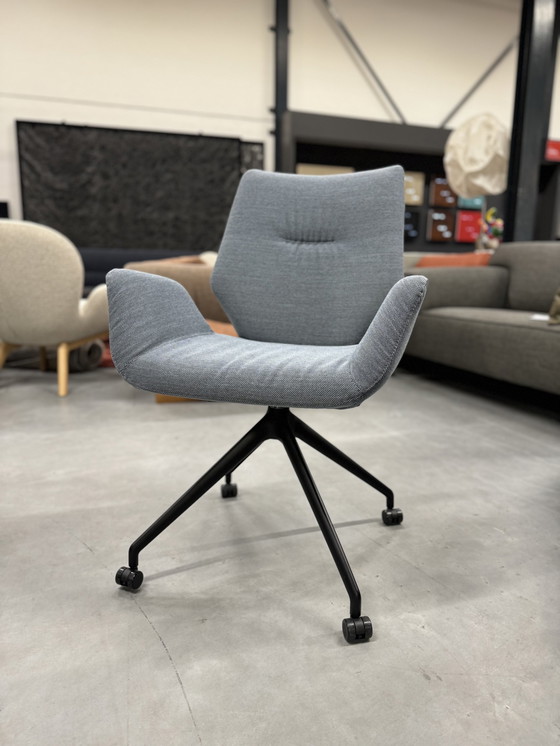 Image 1 of Leolux Mime twist Chair on wheels blue fabric