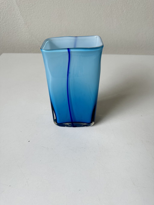 5x Miscellaneous vases glassware