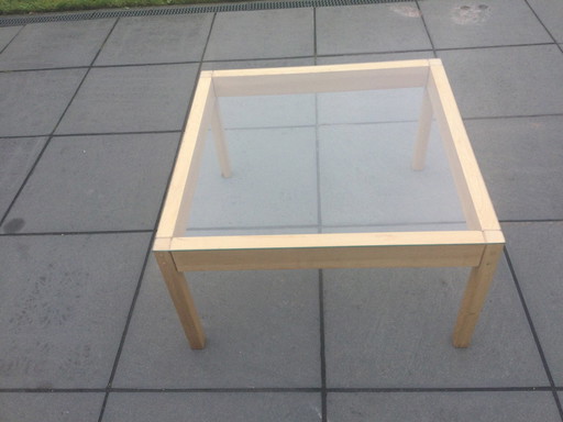 Coffee Table With Glass Plate