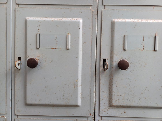 Image 1 of 2x Industrial locker cabinet Oostwoud