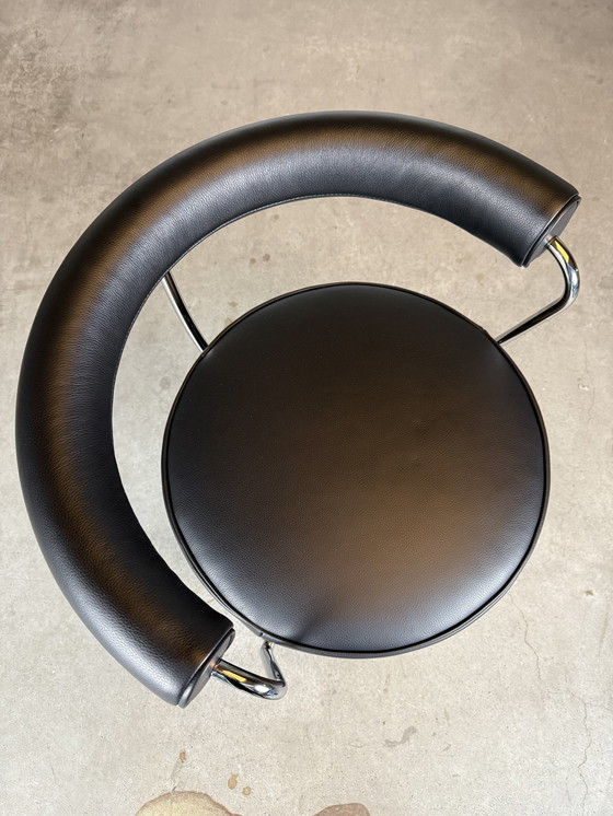 Image 1 of Poltrona Cassina Lc7 di Le Corbusier (Altre disponibili)