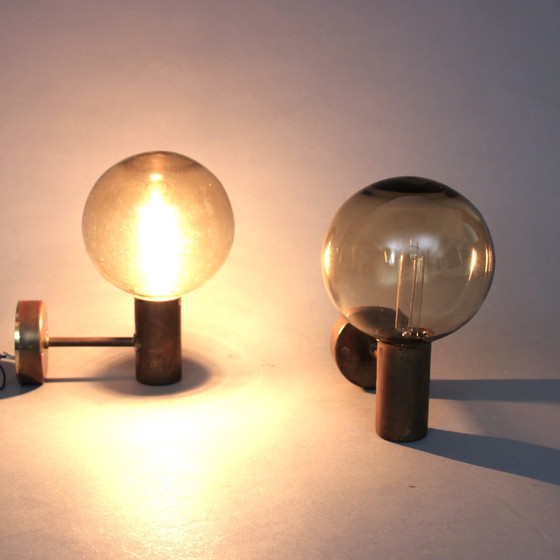 Image 1 of Hans-Agne Jacobsson (1909-2019) - set of 2, V 149 wall lamps - Made is Sweden