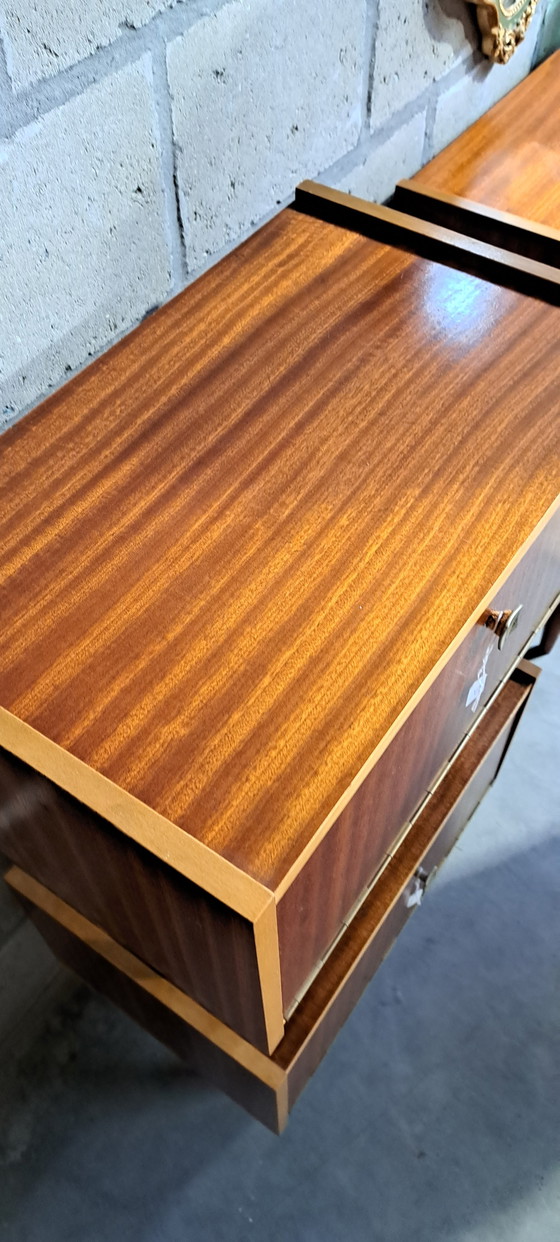 Image 1 of 2 tables de chevet vintage