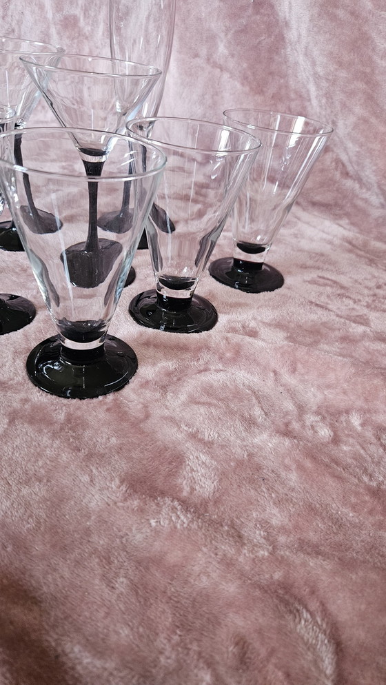 Image 1 of Assortimento di 12 bicchieri Luminarc France con base nera