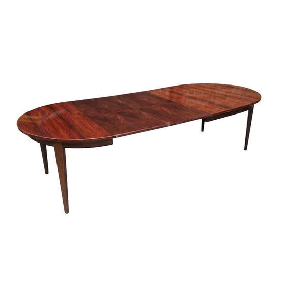 Image 1 of Scandinavian vintage round table in Rio rosewood model 55 by Omann Jun