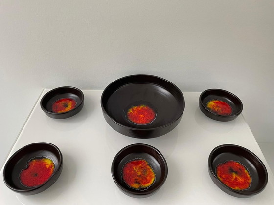 Image 1 of Retro 70'S Set Serving Bowl With Five Bowls