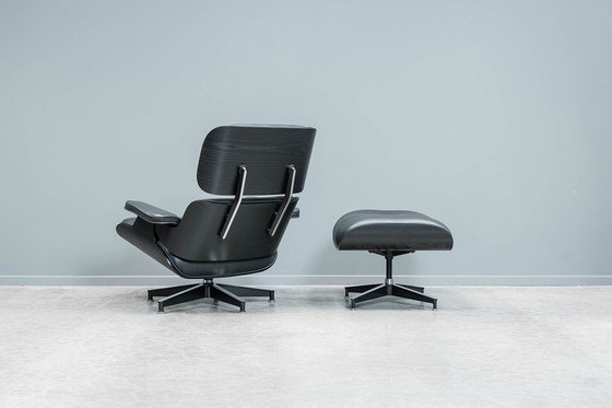 Image 1 of Eames Lounge Chair + Ottoman Xl