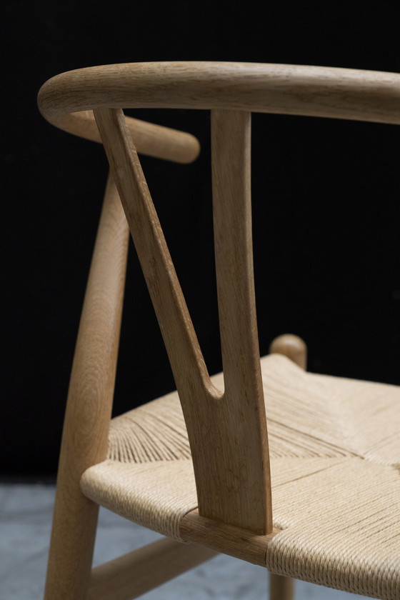 Image 1 of Hans J Wegner Wishbone chair