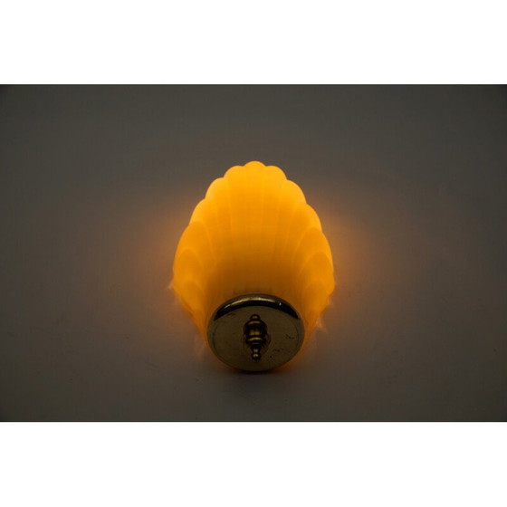 Image 1 of Vintage shell-shaped cream satin glass wall lamp, Italy 1960