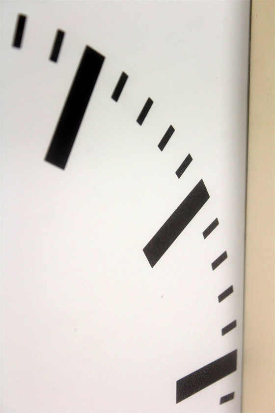 Image 1 of Pragotron Railway Clock